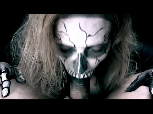 ❤️ Demon nighean sucking cock le a beul dubh agus slugadh cum. ️  Bhidio gnè  aig gd.milfnut-net.ru ❌️